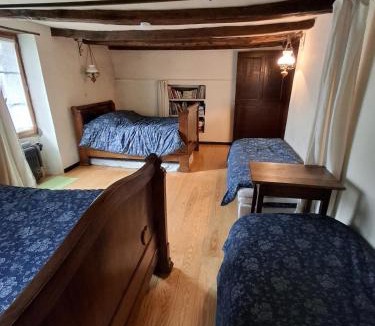 Pressins House | Ferme Berger-By & ses 2 dépendances, entre les 2lacs