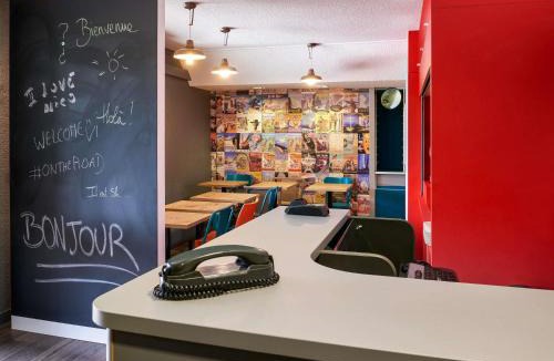 Saint-Cergues Hotel | hotelF1 Annemasse Hotel Renove