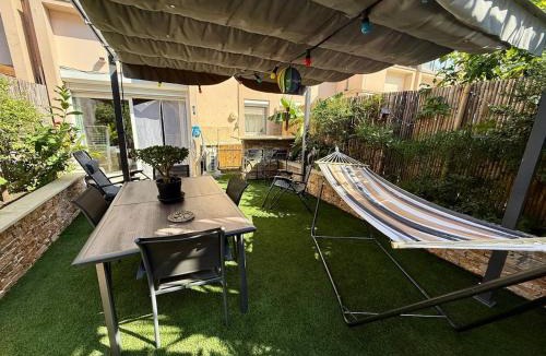 Sete Apartment | Le Parvis T2 Wifi Clim Parking Jardin