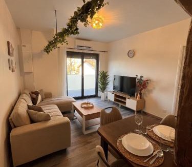 Janneyrias Apartment | Le T3 Élégance Lyon aéroport