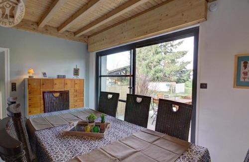 Saint-Just-Saint-Rambert House | Maison lumineuse avec jardin clos et cheminée, idéale pour familles et amis - FR-1-496-195