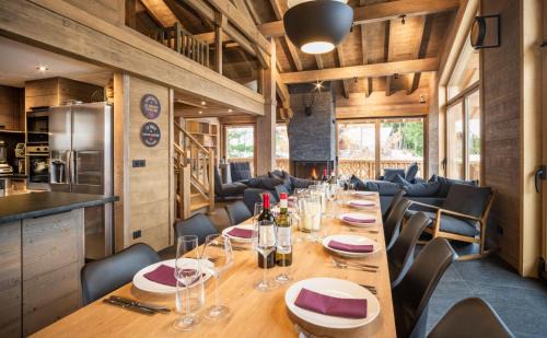 La Perriere Cabin | Fer A Line