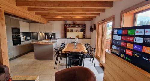 Araches-la-Frasse Ski Chalet | Chalet Arpitan - les Carroz - Grand Massif