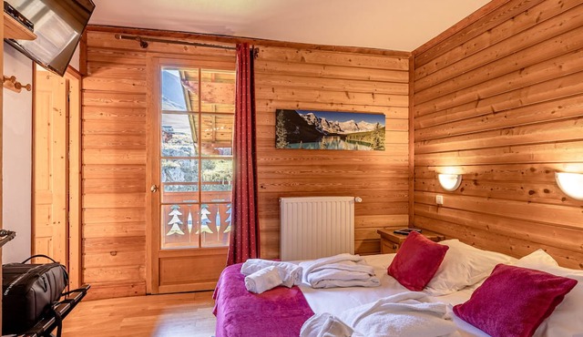 Madame Vacances Les Chalets de l'Altiport