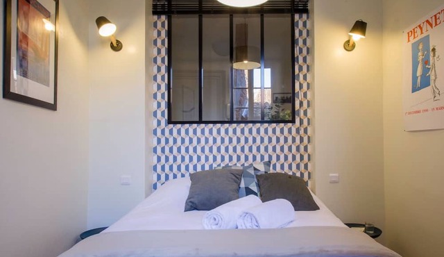 Le Saint Nicolas - One Bedroom Apartment, Sleeps 4